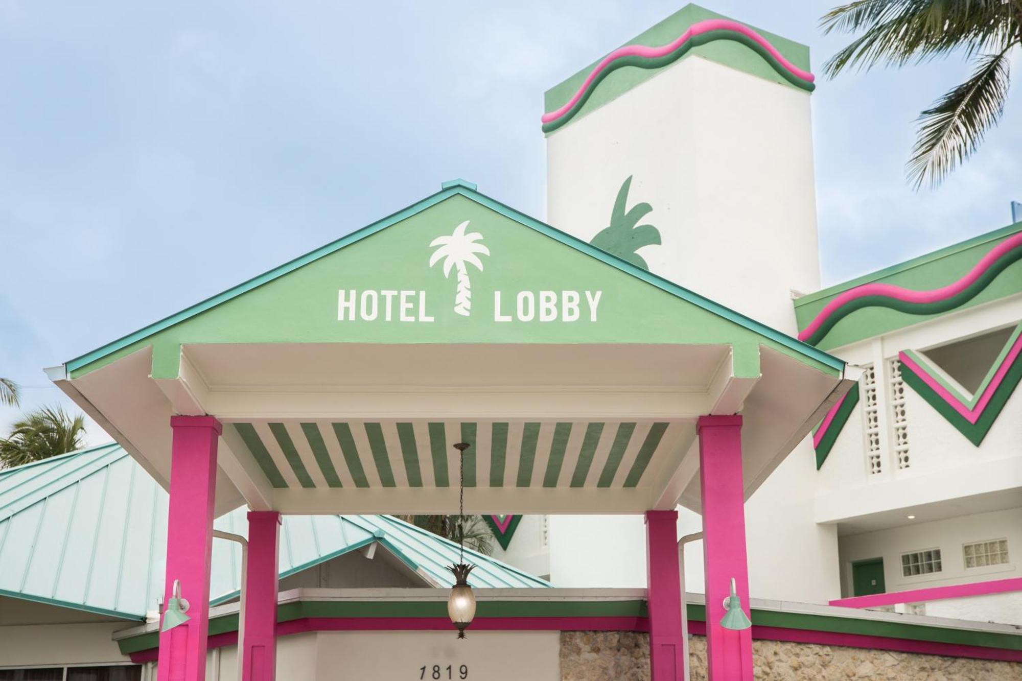 Palm Tree Club Miami Hotel North Bay Village Exterior photo